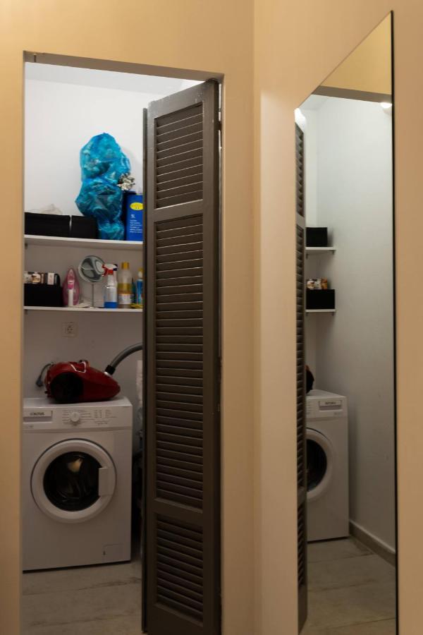 Cozy Modern Apartment Inside The City Center เทสซาโลนิกิ ภายนอก รูปภาพ